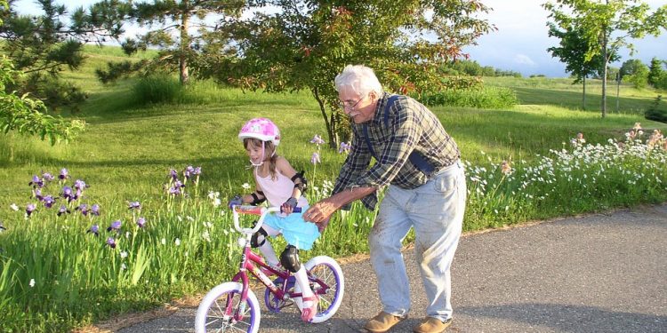 Stari starši in vnuki
