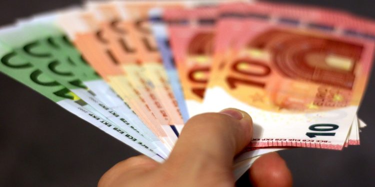Zimski dodatek za upokojence v letu 2025